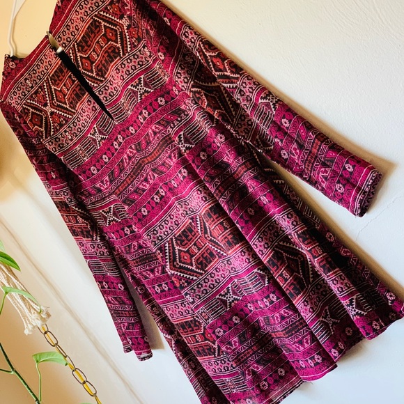 Asymmetrical Pattern Dress - Picture 6 of 9